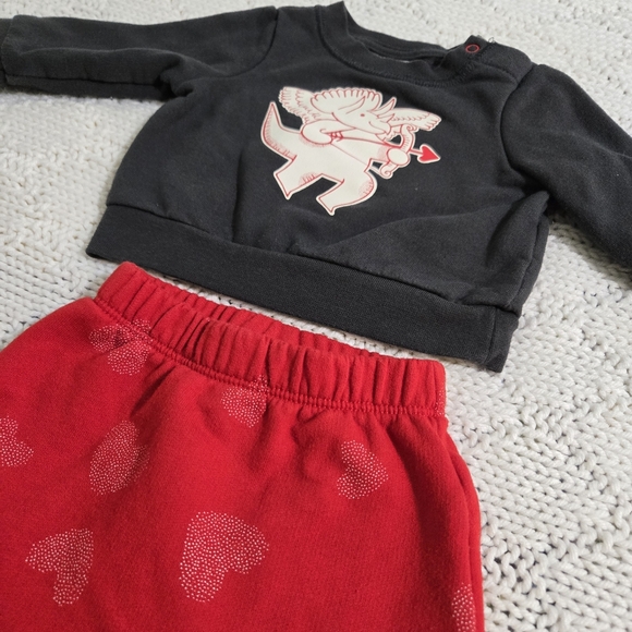 Cat & Jack Red Valentine Dinosaur Set - Picture 2 of 6